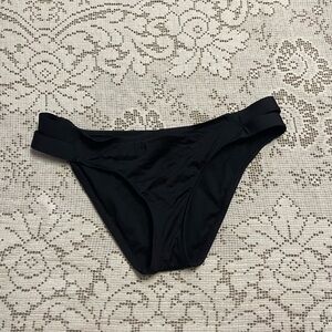 Women’s binkini black bottoms size small